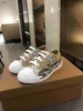 Klassiker barn skor designer baby sneakers storlek 26-35 box skydd björn mönster tryck pojkar flickor avslappnade skor 24mar