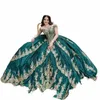 Emerald Green Quinceanera Dres Sweet 15 Dr Off Axla Gold Applique Pärled Vestidos de 16 Prom Gown Ball Gown Party Wear H9gf#