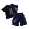 Kleinkind-T-Shirt, Kinderkleidung, Kinder-Sets, Jungen-Designer-Set, 1–15 Jahre, Mädchen, Jungen, T-Shirt, Luxus-Sommer-Shorts, Ärmel mit Buchstaben-Tags, klassisch, Schwarz, Weiß, Q13