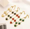 Luxe designer Vrouwen Vier Blad Bloem Stud Oorbellen Ketting armband Sieraden Sets Klassieke Elegante Oorbel Rvs Zwart Wit Groen Rood meisjes Geschenken