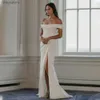 Robes sexy urbaines simples sur l'épaule plissée en satin doux sirène de mariage fente latérale sur mesure formelle mariée cultivée 2024 Rode De Morrie yq240329