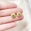 Pendientes de botón Pendiente de flor redonda de peridoto real natural 5 5 mm 0,5 quilates 2 piezas de piedras preciosas de plata esterlina 925 joyería fina para hombres y mujeres T23621