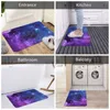 Tapis de bain Tapis d'espace galaxie violet Tapis de toilette abstrait antidérapant Séchage rapide pour douche Décor à la maison Tapis de salle de bain absorbant les pieds
