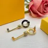 Новые дизайнерские серьги-ключи, роскошные женские дизайнерские золотые модные серьги в форме сердца в форме сердца, бесплатная коробка ювелирных изделий