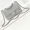 Borsa da sera alla moda pochette di qualità a specchio borsa classica con patta di lusso Raso ricamato Paillettes Perle di vetro Metallo finitura rutenio con scatola