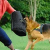 Hundbett ärmar husdjursgreppar leksaksarmskyddshylsa för tysk herdeutbildning 240323