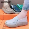 Buty zwykłe mokasyny womans platforma stały kolor okrągły stóp wygodne miękkie podeszwa wulkanizowane dla kobiet mody Fashion Spring Autumn Pu