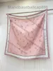 Luxury Bandana Scarf For Women Designer Head Scarf Scarves Letters Print Flower Silk Scarf Gentle Pannband Square Neck -halsdukar 100% Topp Twill Silk Scarf 90x90cm