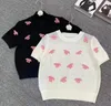 Sommar Nya kvinnors stickor Tees Sweaters Luxury Brand Women Designer Sticked T-shirt ihålig