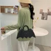 Omuz çantaları yarasa çanta kadınlar için crossbody çantalar moda yaratıcı parodi eğlence cadılar bayramı kişilik kız trend pu deri messenger çanta