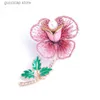 Pins Brooches Classic Handmade Embroidery Butterfly Flower Basket Brooch Imitation Pearl Crystal Rose Lily Emblem Womens Clothing Accessories Y240329
