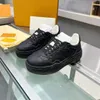 Designer Scarpe GROOVY Platform Sneakers Donna Scarpe basse in rilievo Classica pelle di vitello in bianco e nero Stampa moda Scarpe da ginnastica taglia 35-41 3.20 18