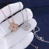 ماركة مصممة Gloden Van Four Leaf Grass Necklace Womensed 18k Rose Gold Gold Full Diamond Vervament Simple Presant Stain