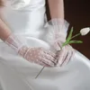 WG063 Eleganckie rękawiczki ślubne miękkie tiulowe kropki Ruffle krótkie białe narzeczone narzecze