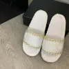 2024 New Paris Women Platform Sandals Designer Sliders Smouppers Summer Luxury Metal Chain Hemp Corde de plage Slides épaisses Sandales Sandales Chaussures SIZEE 35-42