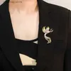 MOZOG exquise broche phénix insignes en alliage de zinc populaires épinglettes ultralégères bijoux de mode ornement de vêtements animaux délicats Y240329