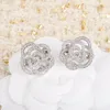 Topp Europe Luxury Famous Brand Pure 925 Sterling Silver Jewelry for Women Camellia Flowers Stud örhängen Utsökta romantiska gåvor252b