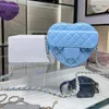 2024 Borsa da donna di moda firmata Love Bag Mini Borsa a tracolla a tracolla in vera pelle per matrimoni d'amore con etichetta Borsa di lusso di alta qualità con scatola