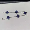 Designer Version High Version Natural Blue Peter Stone Four Leaf Grass Five Flower Bracelet Silver Version High Version Electroplated Van Senior Live Girl Bijoux avec logo