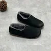 Mocassins chauds à semelle intérieure en fourrure de mouton pour femme, chaussures décontractées, plates, noires, à talons bas, souples, faites à la main, en cuir véritable, 2024, 2024