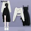 Damenmode-Pullover mit Ausschnitt, Hosenträgerrock, zweiteiliges Set, koreanisch, elegant, im passenden Set, Frühlings- und Sommerkleid, Anzug 240329