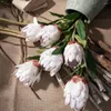 Fleurs décoratives Fleur artificielle Faux Protea Cynaroides Bouquet pour table de mariage Arrangement floral Décor Plantes Cadeau de la Saint-Valentin