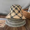 Wide Brim Hats Bucket Hats 2023 New Raffia Bucket Womens Folding Sun UV Hat Designer Luxury Hooked Beach Hat Handmade Fashion Straw HatL2403