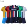 Maglia da calcio per uomo bambino Set personalizzato sublimazione spazi vuoti Team Club divisa da allenamento per calcio camicia estiva pantaloncini outfit vestiti 240322