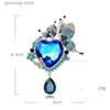 Pins Brooches Retro Light Luxury Large Crystal Pendant Brooch Womens Fashion Small Suit Coat Rhinestone Butterfly Pin Buckle Accessories Y240329