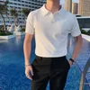 Mężczyźni V Neck Polo T Shirt Koreańskie koszule modowe Krótkie rękawie swobodny Soild Top Slim Social Ice Silk Tshirts Streetwear 240329