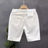 Pantaloncini di jeans con foro indossato dagli uomini estivi Fi Brand Pantaloni corti bianchi dritti larghi G0a6 #