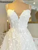 Splendidi abiti da sposa a-line in pizzo con applicazioni 3D con spalline sottili Abiti da sposa senza maniche con scollo a cuore