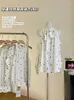 Blouses Femmes Français Élégant Manches Bouffantes Hors Épaule Chic Polka Dot Tops Femmes Simple Chemises Blanches Col Roulé Design Été Mori Fille