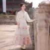 2024 Nuovo stile cinese Hanfu vestito per le donne Set completo di abbigliamento tostatura Oro rosso migliorato Ming Horse Face Gonna