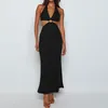 Casual Dresses 2024 Heavy Industry Design Sense Niche Swimsuit Blus Bikini V-Neck Midriff Outfit Back Lace-Up Beach Dress Long