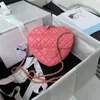 2024 Borsa da donna di moda firmata Love Bag Mini Borsa a tracolla a tracolla in vera pelle per matrimoni d'amore con etichetta Borsa di lusso di alta qualità con scatola