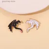 Pins Broschen Monster Dragon Emaille Pin Angepasst Schwarz und Weiß Western Dragon Brust Pin Flip Neck Emblem Interessante Punk Schmuck Geschenk Y240329