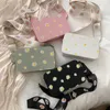 Bolsas de hombro 2024 elegante impreso pequeño bolso cuadrado moda margarita femenina ancha correa de nylon mensajero