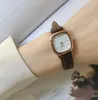 Relógios de pulso Mulheres Simples Vintage Relógios Retro Brown Dial Relógio de Pulso Pulseira de Couro Relógio de Pulso de Alta Qualidade Senhoras Pulseira Casual Relojes 24329