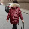 2023冬のコットジャケットの女性カジュアルルーズ厚い暖かいパーカーファーカラーフード付きオーバーコートワイン赤い防水コート女性B6C2＃