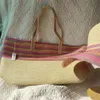القبعة والحقيبة مجموعة النسائية مخططة تصميم الصيف سفر السفر من المألوف السيدات الشاطئ شرق الشمس اثنين 240326