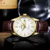 腕時計Wwoor Watch Men Top Brand Mens Classic Luxury Watches Leath Curagy Business QuartzWrist Watch Men Waterproof Date Clock Gifts 24329