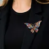 Broches broches Luxury Full incrusté zircon papillon broche exquise fashion womens vachets broche pour dames luxury fête robe épingle bijoux y240329