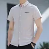 Chemises habillées pour hommes Chemise et chemisier à manches courtes Homme Top Vêtements verts avec poche à carreaux pour bureau Casual Slim Fit Marque élégante Asie