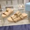 10A Designer P Sandales Chaussures de plage chaudes d'été pour femmes pantoufles petite plate-forme de sandale en cuir r femmes portant la mode à bout ouvert été meilleure qualité avec boîte