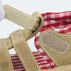 Sandaler Summer Baby Boy Shoes Retro Canvas Baby Sandaler Anti-halk Soft Rubber Sole Newborns Baby Shoes First Walkers Crib Shoes 240329