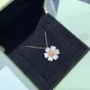 Designer Brand Van Flower Necklace 925 Sterling Silver Plated 18K Gold White Shell Sunflower Sex Petal Pendant Collar Chain With Logo