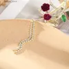 Saç Klipler Rhinestone Tassel Twist Saç Türü Kırmızı Çiçek Saç Klipsi Kadınlar İçin Zarif İnci Saç Kaçağı Pençe Barrettes Kız Saç Aksesuarları Y240329