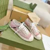 Italië Screener sneakers Heren dames Casual Schoenen Bee Witte Platte Leren Schoen Groen Rode Streep Geborduurd vintage Koppels Trainers Des Chaussures dhyth0001