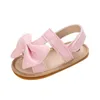 Sandalen Babymeisjesschoenen Peuter Flats Sandalen Premium zachte rubberen zool Antislip Zomer Bow Wave Point Lace Eerste wandelschoenen 240329